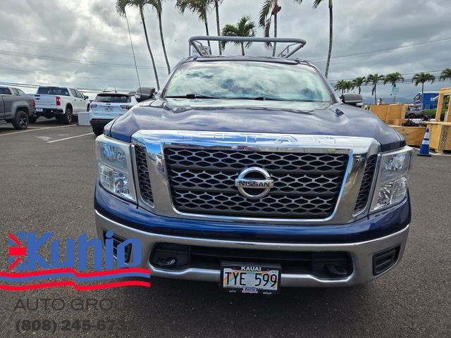 2017 Nissan Titan SV