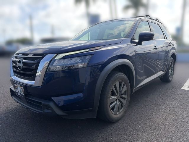 2023 Nissan Pathfinder SV