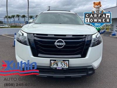 2024 Nissan Pathfinder SV