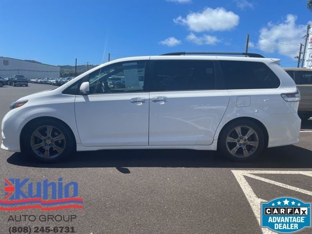 2015 Toyota Sienna SE 8 Passenger