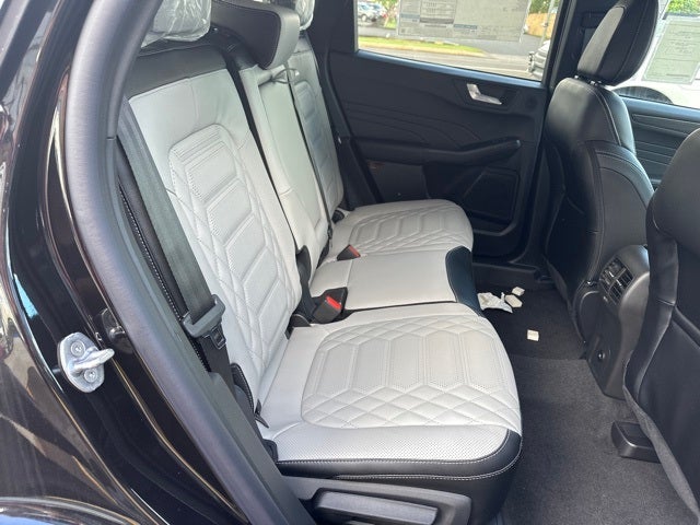 2024 Ford Escape Plug-In Hybrid Base