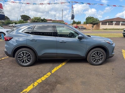 2025 Ford Escape Plug-In Hybrid Base