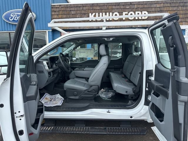 2025 Ford F-350SD XL