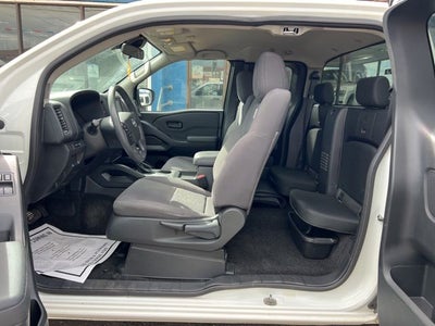 2022 Nissan Frontier S