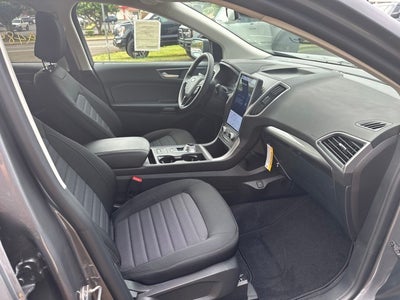 2023 Ford Edge SE